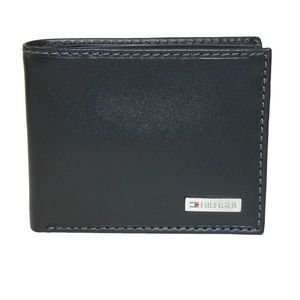 New Tommy Hilfiger passcase & valet wallet